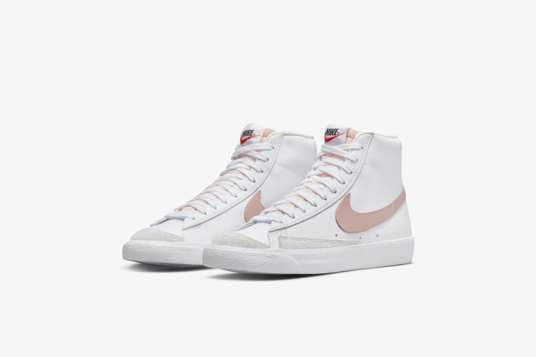 Nike "Blazer Mid '77" W - White/ Pink Oxford-Black - Image 4
