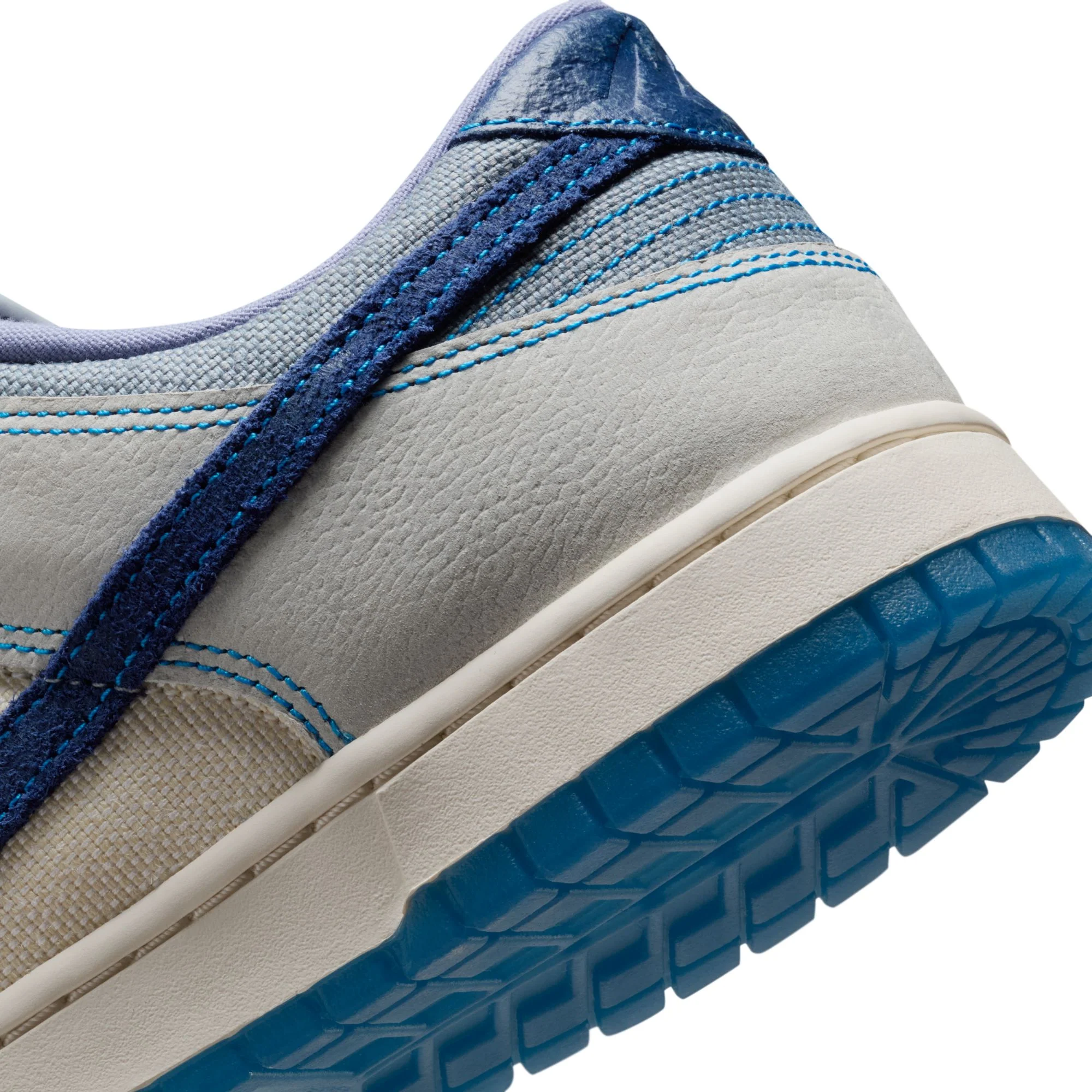 Nike "Dunk Low Retro SE" Mens - Summit White / Blue Void - Image 8