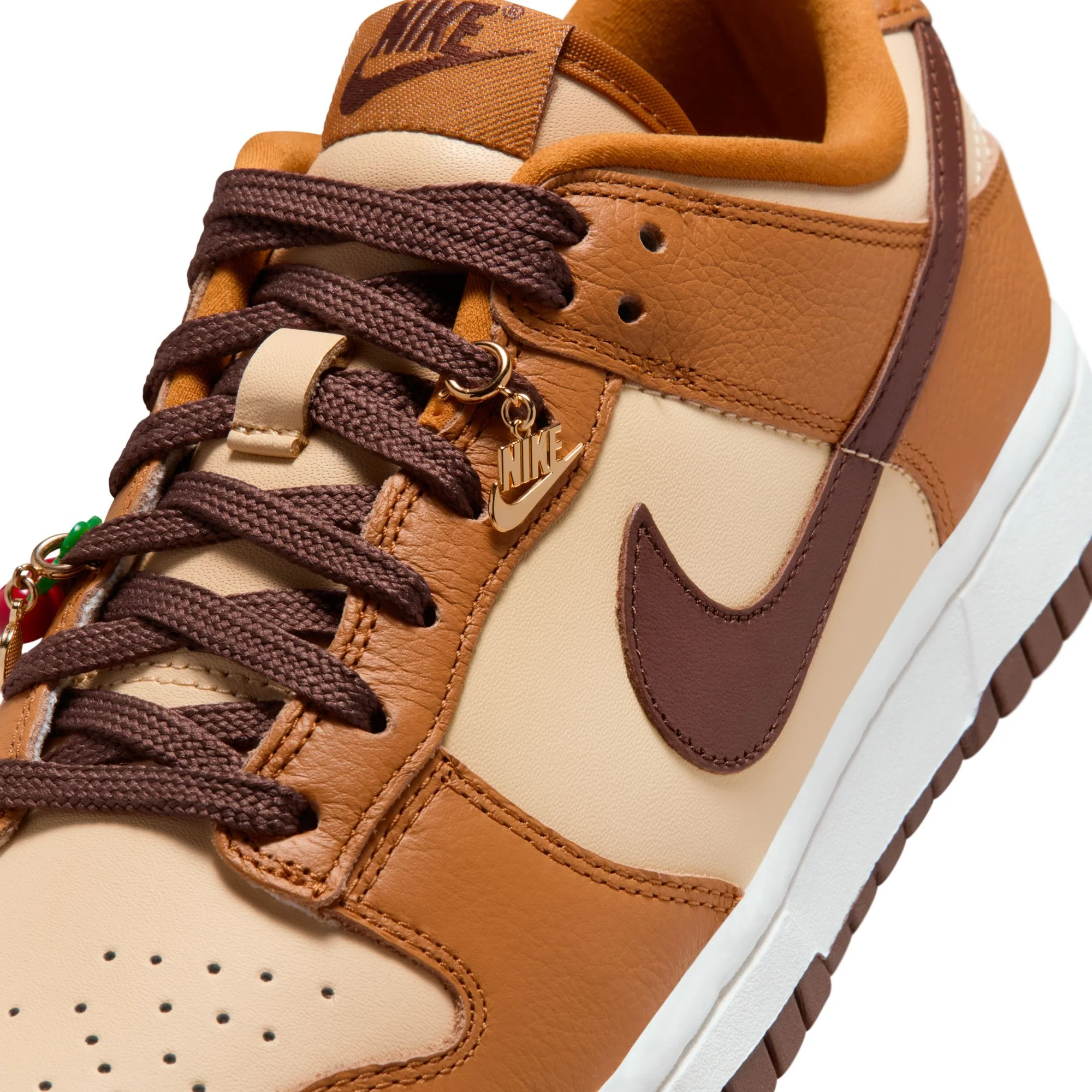 Nike "Dunk Low" Womens - Desert Ochre / Fauna Brown - Image 5
